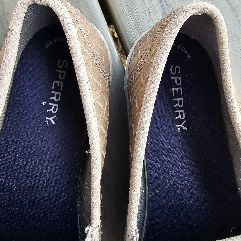 Sperry Seaside Emboss Weave Slip On Leather Shoes 8 - Picture 4 of 6